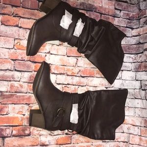 Journee collection boots 9 WIDE CALF NEW BROWN